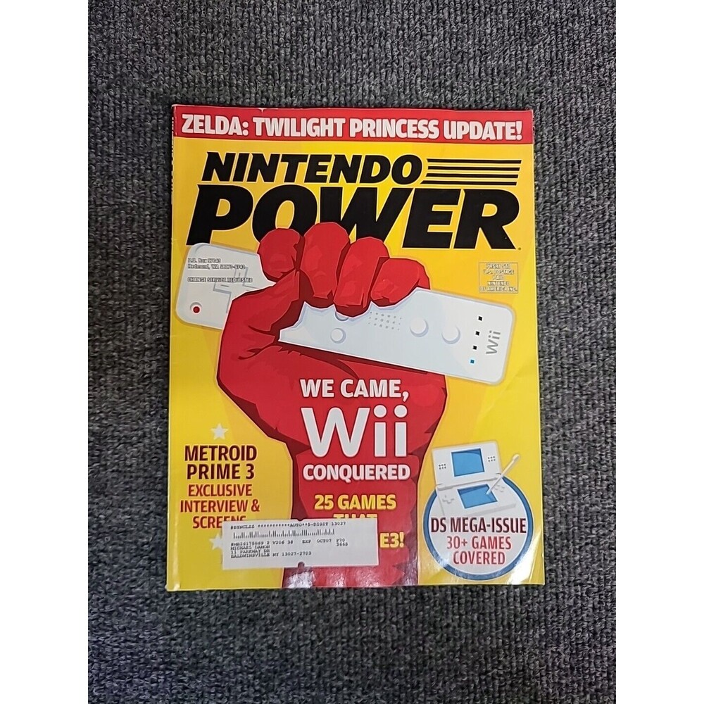 Vintage Nintendo Power #206 Wii Top 25 w/ Children of Mana poster
